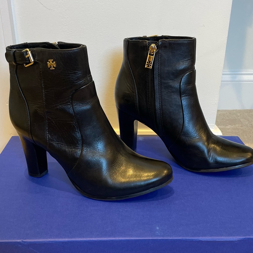 Tory Burch Booties - Size 7, Black